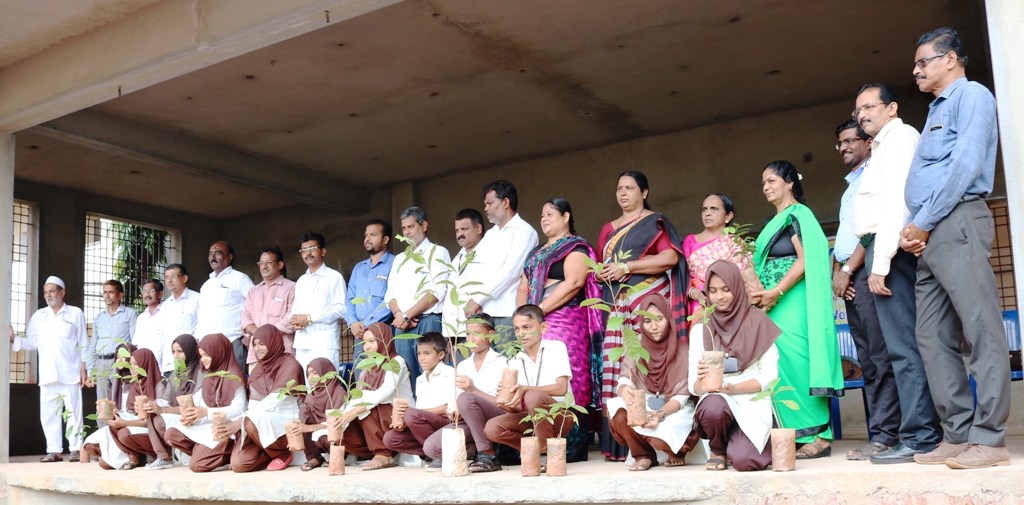 ಅಲೇಕಳ: ಮದನಿ ಶಿಕ್ಷಣ ಸಂಸ್ಥೆಯಲ್ಲಿ ವನಮಹೋತ್ಸವ